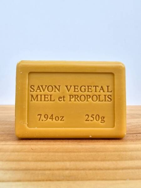 SAVON – Přírodní tvrdé mýdlo s medem a propolisem - 250 g