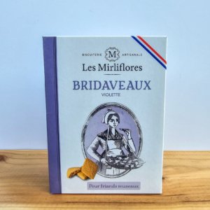 Sušenky s příchutí aroma fialek – Les Mirliflores – 160g