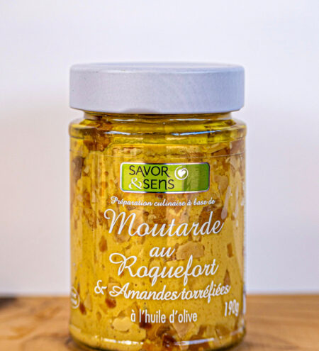 Hořčice Roquefort a pražené mandle