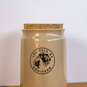 Gruissan – 100% přírodní, mořská sůl – keramika – (SLADKÁ PAPRIKA) -110g